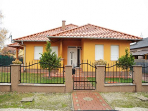 Holiday Home Balatonmariafurdo, Somogy 1